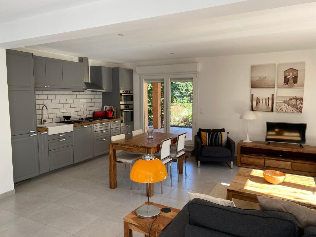 Appartement Et Studio Les Glycines Clara Kültér fotó